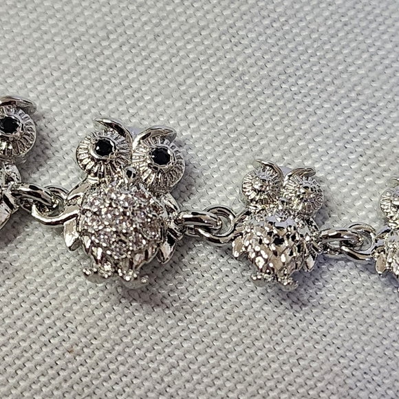 Silver Owl Bracelet White Gold Filled New - Picture 7 of 8